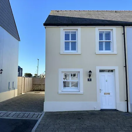 Ty Melyn - 2 Bedroom Cottage - Tenby Exterior photo